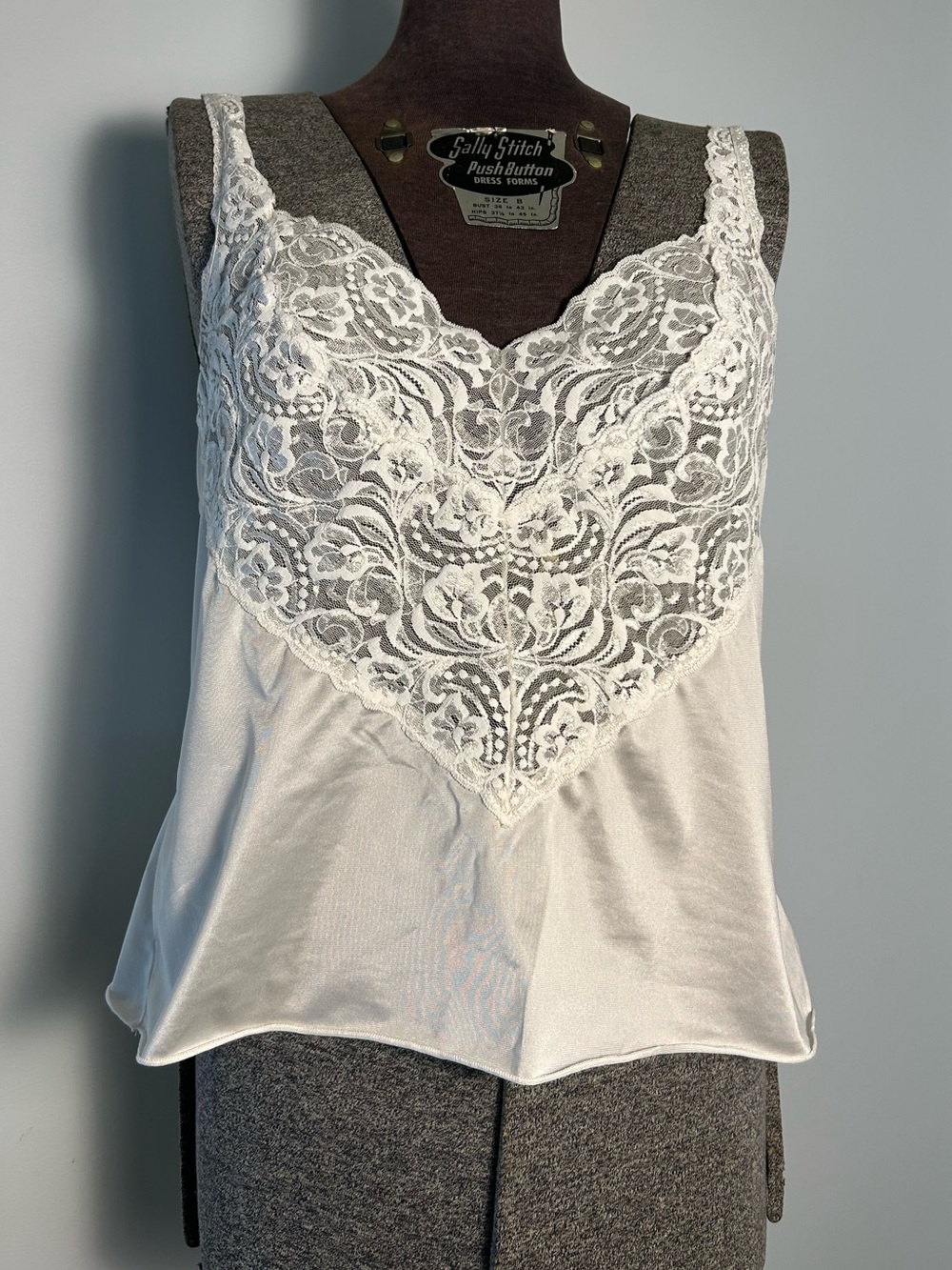 Vanity Fair Vintage Lace V-Neck Satin Tank Top - White